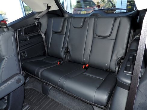 New 2026 Subaru Ascent Bronze Edition image 17