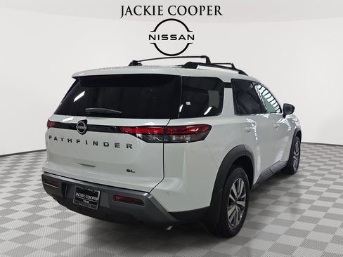 New 2026 Nissan Pathfinder SL FWD image 5
