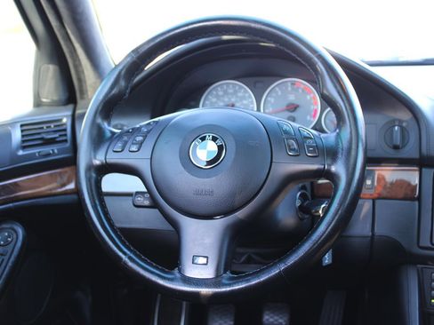 Used 2001 BMW M5 image 18