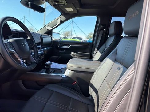 Used 2025 Chevrolet Silverado 1500 High Country w/ Midnight Edition image 7