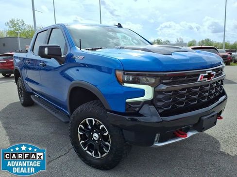 Used 2023 Chevrolet Silverado 1500 ZR2 w/ Technology Package AWD/4WD image 1