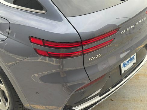 New 2026 Genesis GV70 2.5T Advanced AWD/4WD image 6
