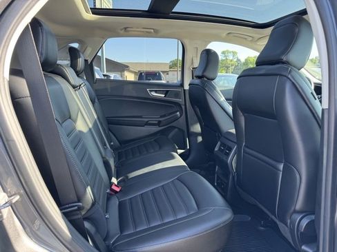 Used 2023 Ford Edge SEL w/ Convenience Package image 35