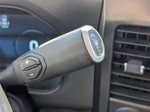 Used 2024 Ford F350 Lariat w/ Lariat Ultimate Package image 29