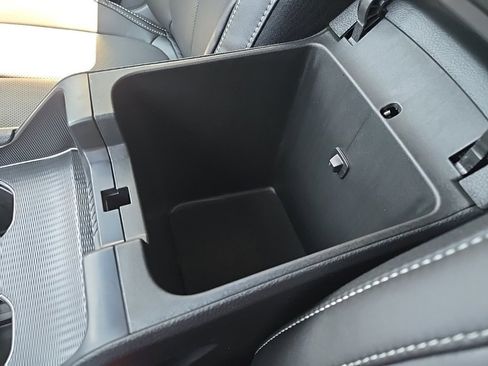 Used 2025 Jeep Grand Cherokee L Limited w/ Luxury Tech Group II image 71