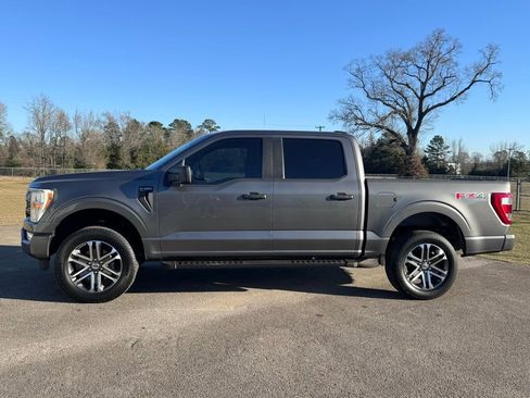 Used 2022 Ford F150 XL w/ STX Appearance Package image 2