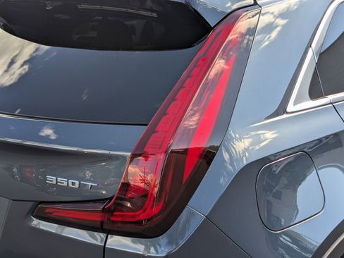 Certified 2021 Cadillac XT4 Premium Luxury image 9