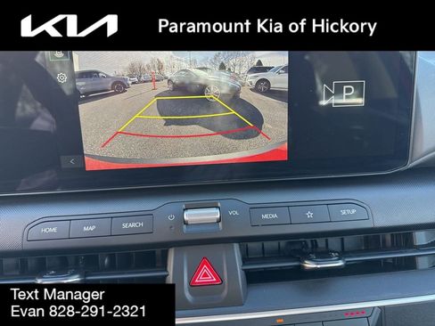 Used 2025 Kia K4 LXS image 17