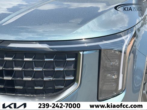 New 2026 Kia Carnival SX image 9