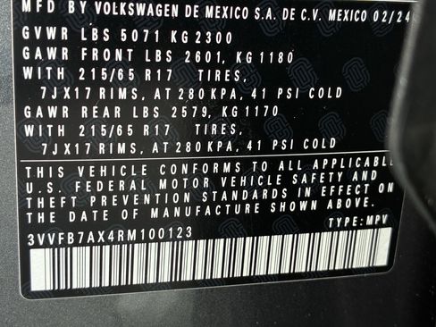 Certified 2024 Volkswagen Tiguan S AWD/4WD image 32