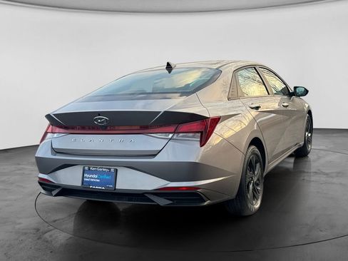 Certified 2023 Hyundai Elantra SEL w/ Cargo Package image 6