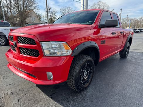 Used 2016 RAM 1500 Express image 3