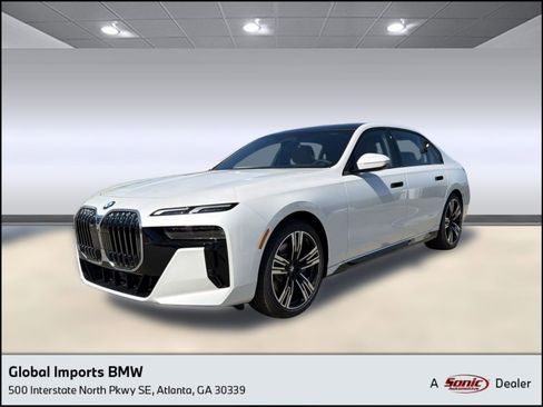 New 2026 BMW 740i image 1