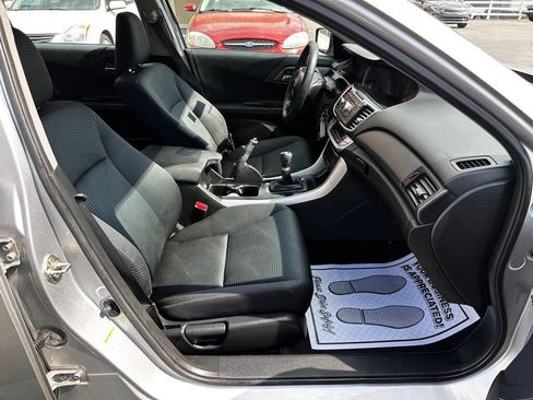 Used 2014 Honda Accord LX image 10