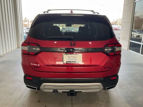 Certified 2023 Honda Pilot Elite image 24