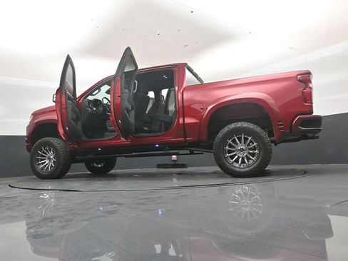 Used 2024 Chevrolet Silverado 1500 RST w/ Z71 Off-Road Package image 52