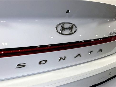 Used 2021 Hyundai Sonata Limited FWD image 43