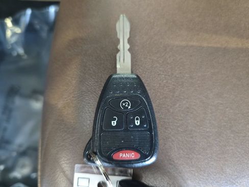 Used 2016 Jeep Wrangler Unlimited Sahara w/ Dual Top Group AWD/4WD image 35