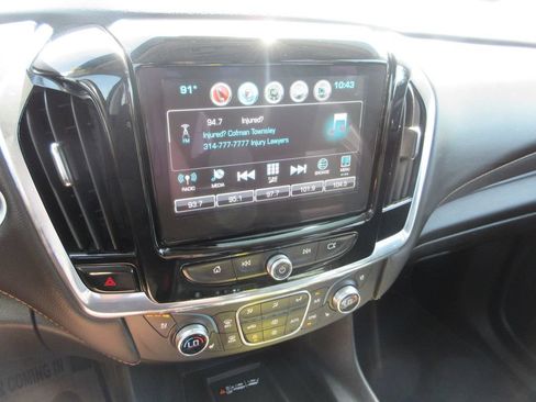 Certified 2019 Chevrolet Traverse Premier w/ Redline Edition AWD/4WD image 32