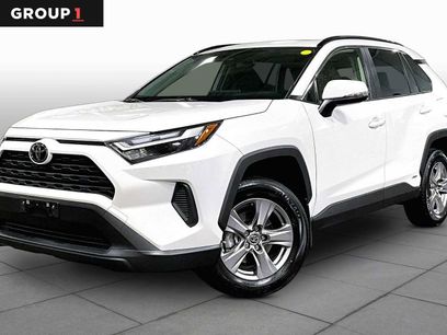 Used 2025 Toyota RAV4 XLE w/ Convenience Package