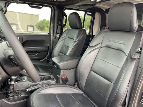 Used 2023 Jeep Gladiator Sport image 26