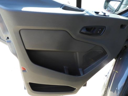 Used 2022 Ford Transit 350 XLT AWD/4WD image 17