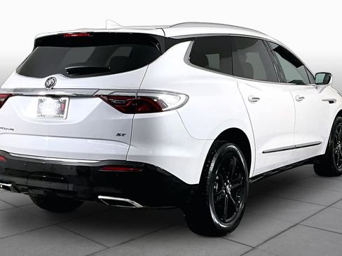 Certified 2024 Buick Enclave Essence w/ Experience Buick Package FWD image 13