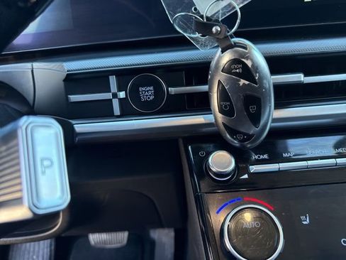 Certified 2024 Hyundai Santa Fe XRT image 43