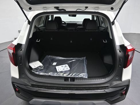 New 2026 Kia Seltos S FWD image 16