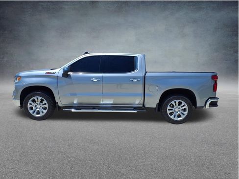 Used 2025 Chevrolet Silverado 1500 LTZ w/ Z71 Off-Road Package AWD/4WD image 5