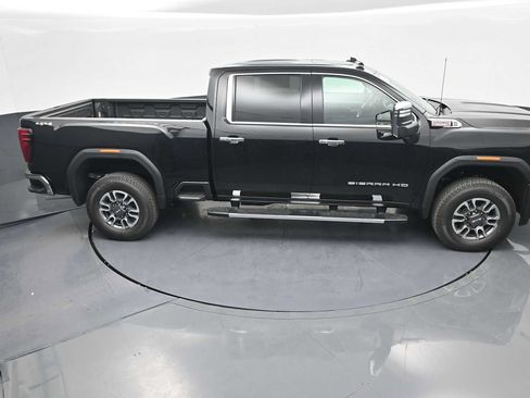 New 2026 GMC Sierra 2500 SLT w/ SLT Premium Package AWD/4WD image 36