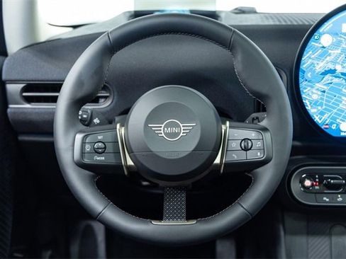 Certified 2025 MINI Cooper S image 16