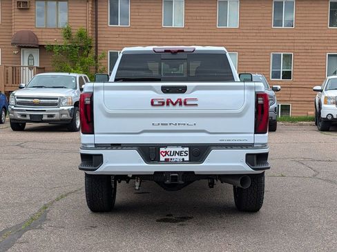 New 2026 GMC Sierra 3500 Denali w/ Denali Reserve Package AWD/4WD image 10