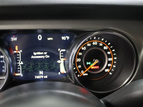 Used 2021 Jeep Wrangler Sport AWD/4WD image 31