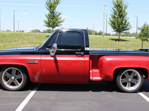 Used 1987 GMC Sierra 1500 2WD Regular Cab image 25