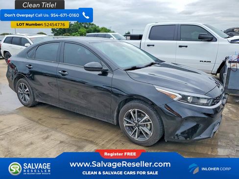 Used 2022 Kia Forte LXS FWD image 5