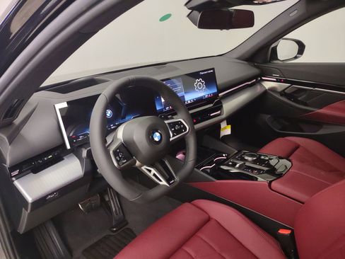 New 2026 BMW 530i w/ M Sport Package image 2