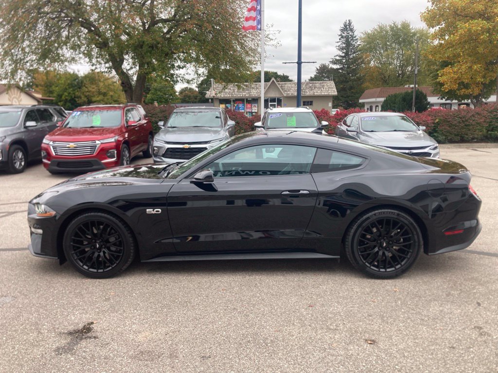 Used 2023 Ford Mustang GT Premium w/ Equipment Group 401A RWD image 8