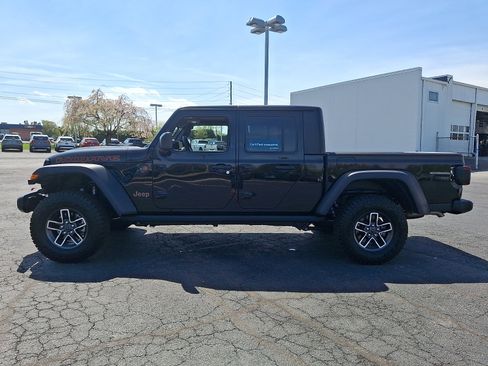 Used 2026 Jeep Gladiator Mojave AWD/4WD image 4