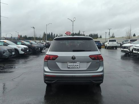 Used 2023 Volkswagen Tiguan S image 4