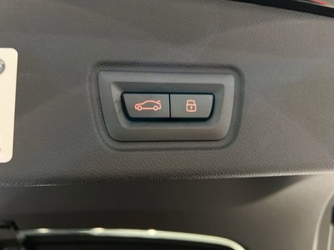 Used 2025 BMW i4 xDrive40i image 50