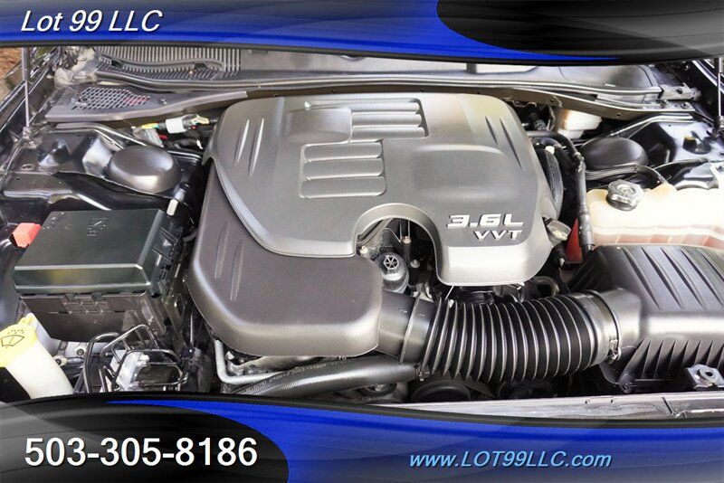 Used 2014 Dodge Challenger SXT RWD image 18
