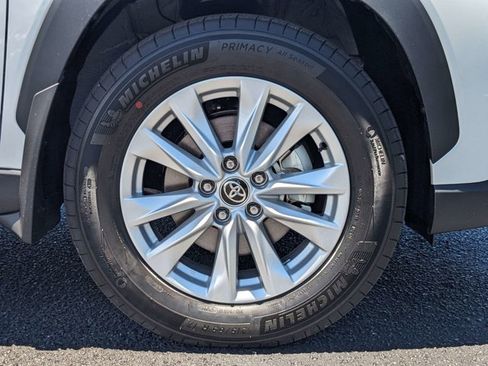 New 2024 Toyota Corolla Cross LE FWD image 10