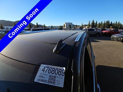 Used 2021 Cadillac Escalade Premium Luxury image 9