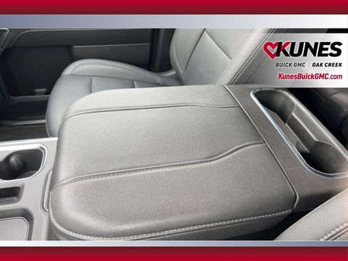 Used 2024 Chevrolet Silverado 1500 LTZ AWD/4WD image 24