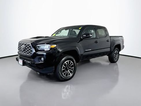 Used 2023 Toyota Tacoma TRD Sport w/ TRD Premium Sport Package AWD/4WD image 2