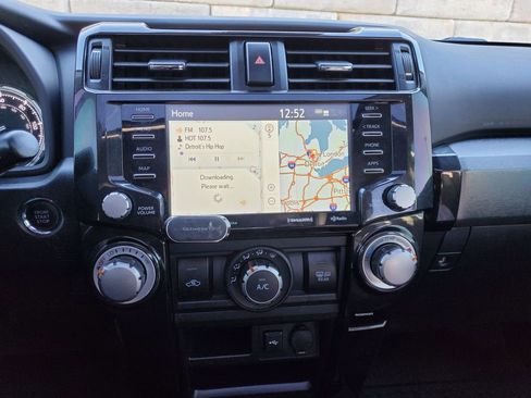 Used 2020 Toyota 4Runner TRD Off-Road Premium image 29