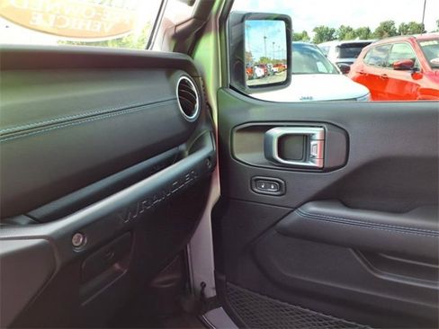 Used 2022 Jeep Wrangler Unlimited Rubicon 4xe w/ Cold Weather Group image 21