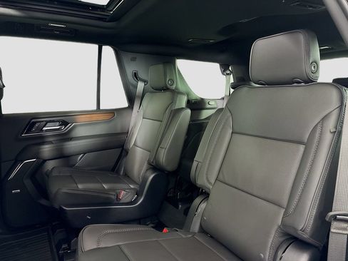 New 2026 GMC Yukon Denali w/ Denali Reserve Package AWD/4WD image 25