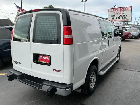 Used 2020 GMC Savana 2500 w/ Driver Convenience Package RWD image 4